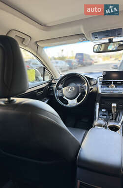 Внедорожник / Кроссовер Lexus NX 2017 в 