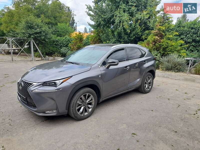 Внедорожник / Кроссовер Lexus NX 2017 в Николаеве