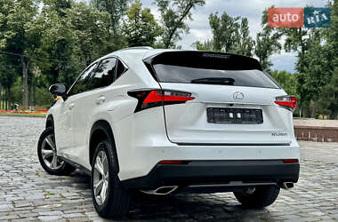 Внедорожник / Кроссовер Lexus NX 2016 в 
