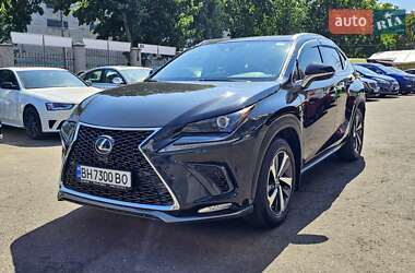 Внедорожник / Кроссовер Lexus NX 2020 в 