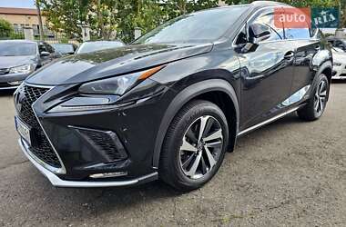 Внедорожник / Кроссовер Lexus NX 2020 в 