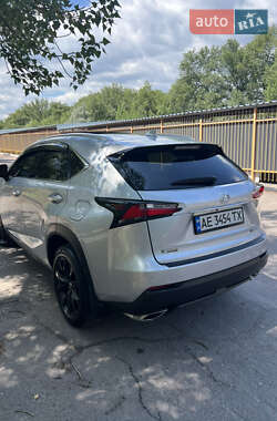 Внедорожник / Кроссовер Lexus NX 2015 в 