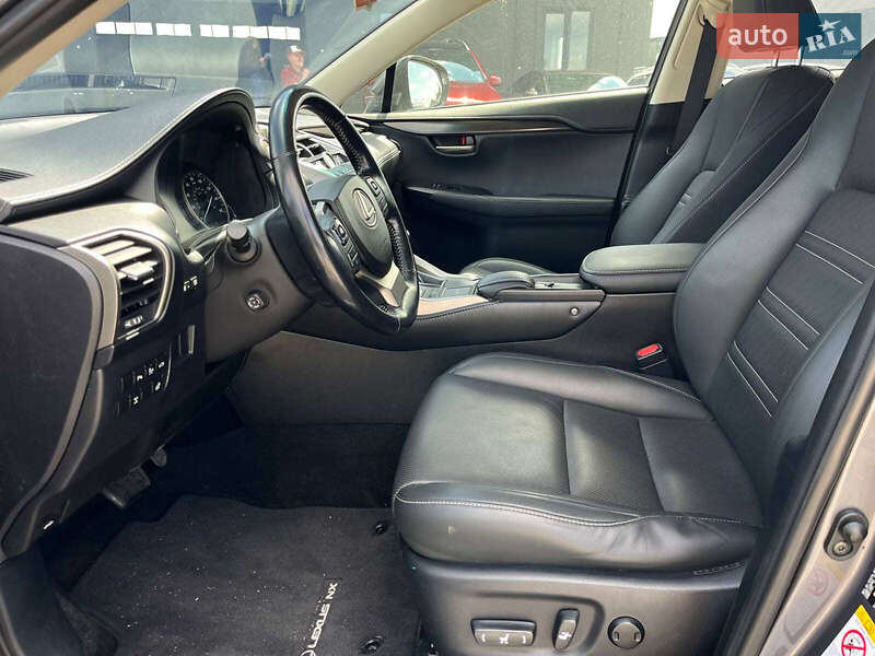 Внедорожник / Кроссовер Lexus NX 2016 в Львове