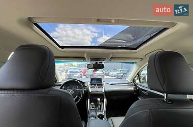 Внедорожник / Кроссовер Lexus NX 2016 в 
