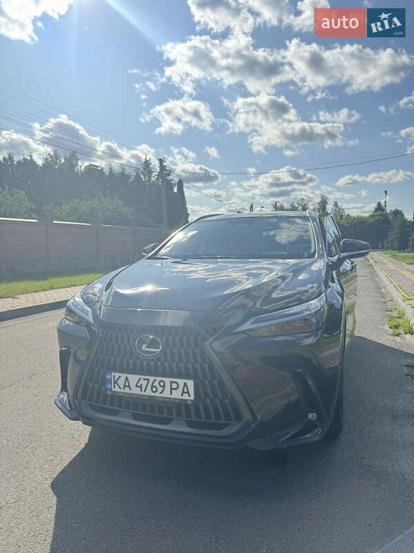 Внедорожник / Кроссовер Lexus NX 2022 в Киеве