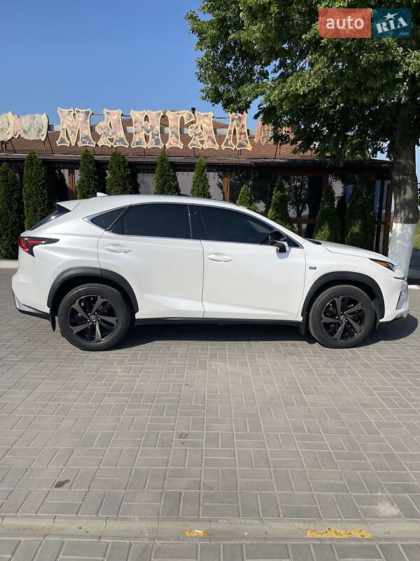 Внедорожник / Кроссовер Lexus NX 2019 в Днепре