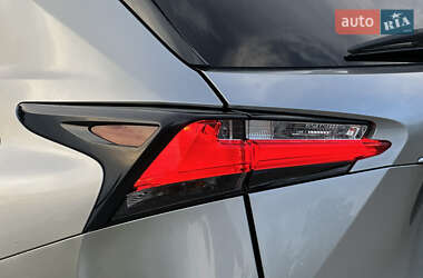 Внедорожник / Кроссовер Lexus NX 2017 в 