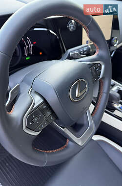 Внедорожник / Кроссовер Lexus NX 2024 в 
