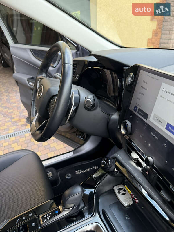 Внедорожник / Кроссовер Lexus NX 2022 в Киеве