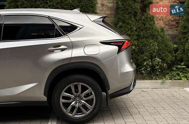 Внедорожник / Кроссовер Lexus NX 2018 в 