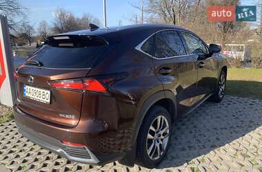 Внедорожник / Кроссовер Lexus NX 2018 в 