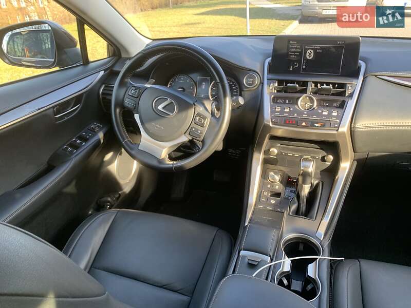 Внедорожник / Кроссовер Lexus NX 2018 в Киеве