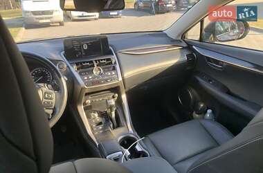 Внедорожник / Кроссовер Lexus NX 2018 в 