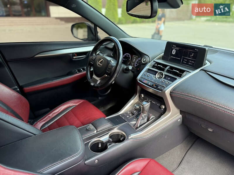 Внедорожник / Кроссовер Lexus NX 2017 в Днепре