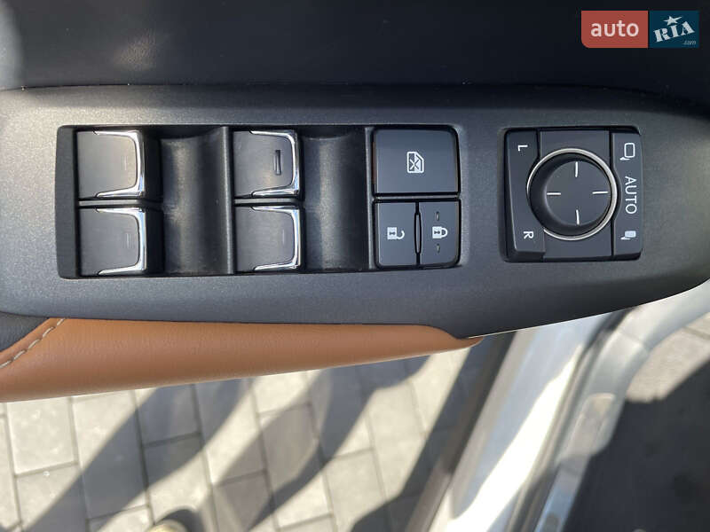 Внедорожник / Кроссовер Lexus NX 2019 в Киеве