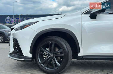 Внедорожник / Кроссовер Lexus NX 2023 в 