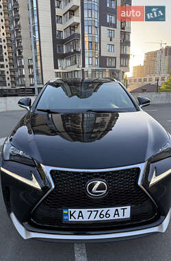 Позашляховик / Кросовер Lexus NX 2015 в 