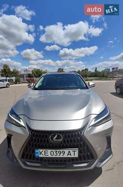 Lexus NX 2022