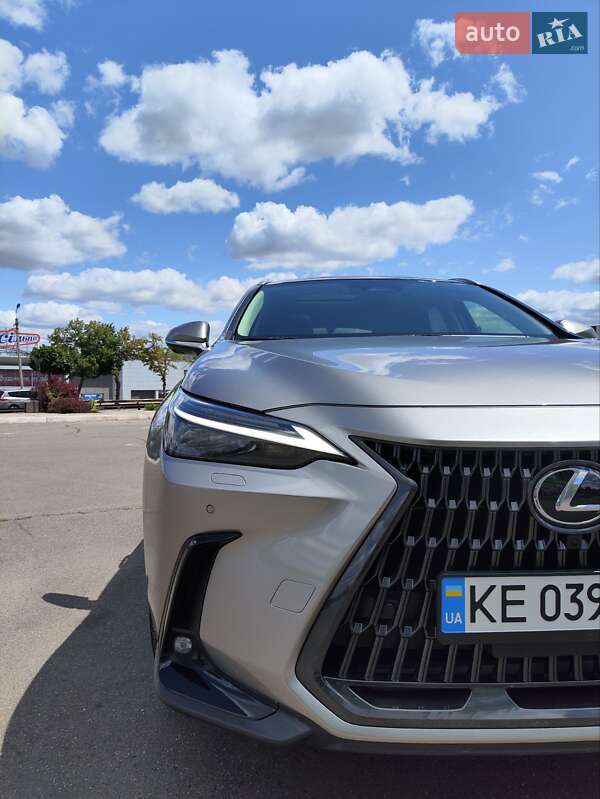Внедорожник / Кроссовер Lexus NX 2022 в Кривом Роге