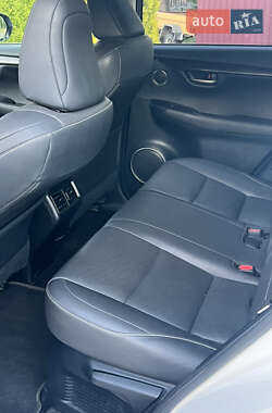 Внедорожник / Кроссовер Lexus NX 2017 в 