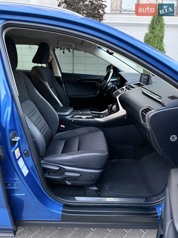 Внедорожник / Кроссовер Lexus NX 2018 в Одессе