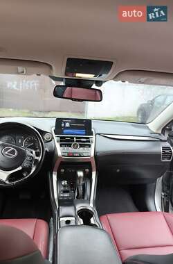 Внедорожник / Кроссовер Lexus NX 2020 в 