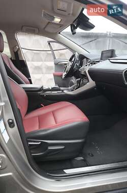 Внедорожник / Кроссовер Lexus NX 2020 в 