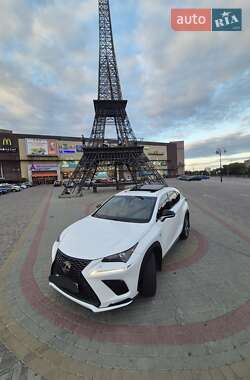 Внедорожник / Кроссовер Lexus NX 2017 в 