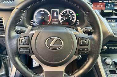 Позашляховик / Кросовер Lexus NX 2021 в 