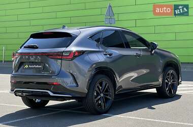Позашляховик / Кросовер Lexus NX 2022 в 
