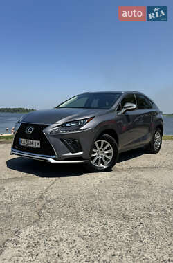 Внедорожник / Кроссовер Lexus NX 2015 в Киеве