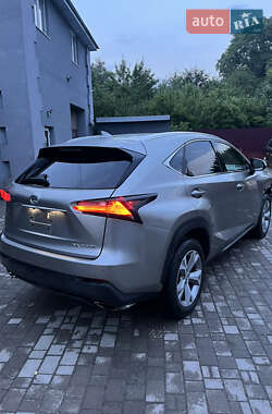 Lexus NX 2017