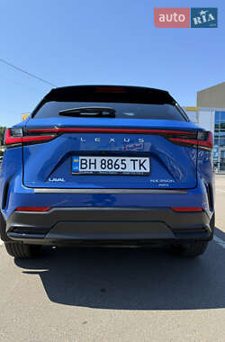 Внедорожник / Кроссовер Lexus NX 2022 в 