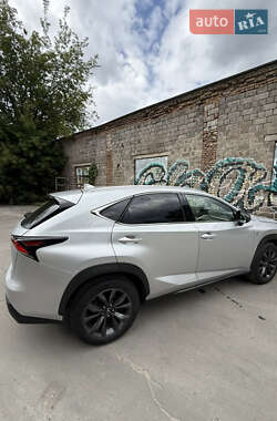 Внедорожник / Кроссовер Lexus NX 2016 в 