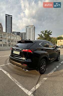 Внедорожник / Кроссовер Lexus NX 2015 в 