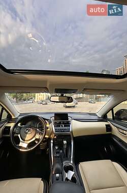 Внедорожник / Кроссовер Lexus NX 2015 в 