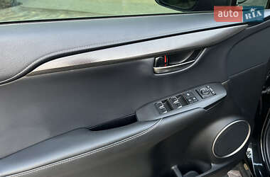 Внедорожник / Кроссовер Lexus NX 2019 в 