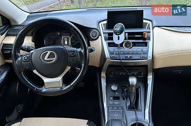 Внедорожник / Кроссовер Lexus NX 2015 в 