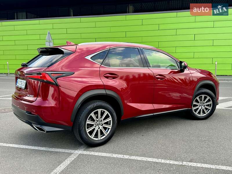 Позашляховик / Кросовер Lexus NX 2019 в Києві