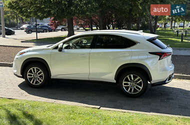 Позашляховик / Кросовер Lexus NX 2018 в 
