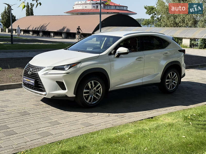 Внедорожник / Кроссовер Lexus NX 2018 в Днепре