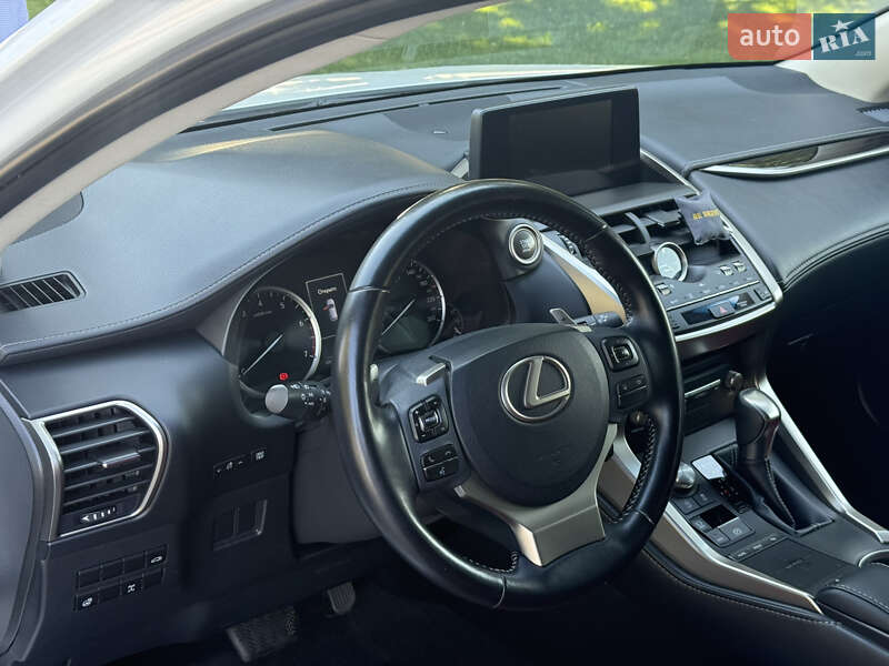 Внедорожник / Кроссовер Lexus NX 2018 в Днепре