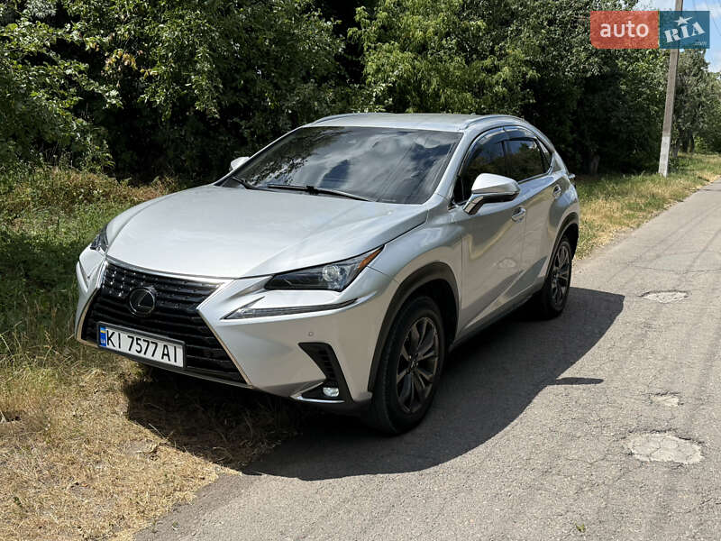 Lexus NX 2019