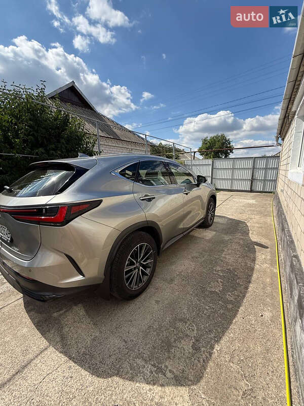 Позашляховик / Кросовер Lexus NX 2023 в Подільську