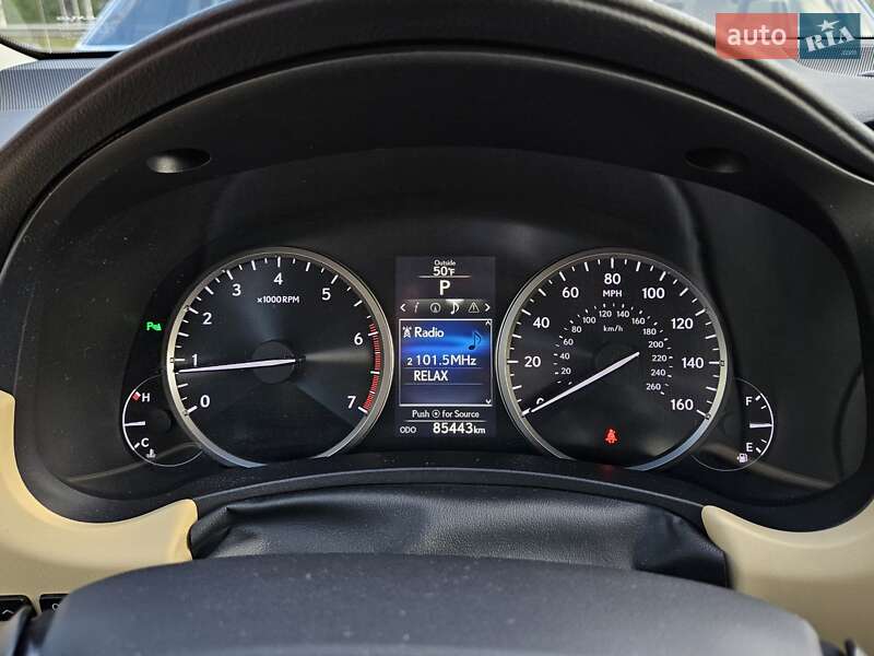 Позашляховик / Кросовер Lexus NX 2016 в Києві