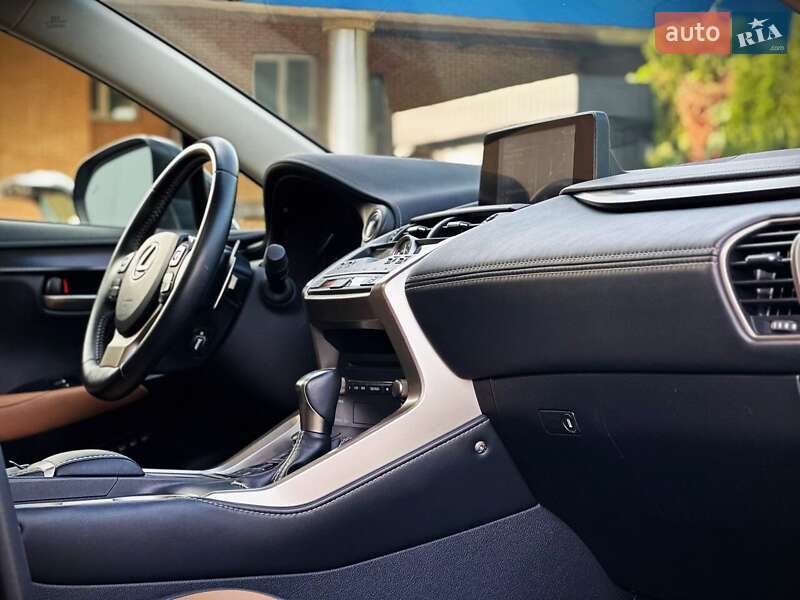 Внедорожник / Кроссовер Lexus NX 2019 в Киеве