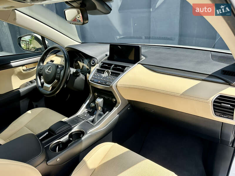 Внедорожник / Кроссовер Lexus NX 2020 в Киеве