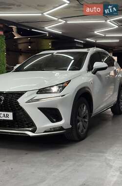 Позашляховик / Кросовер Lexus NX 2018 в 