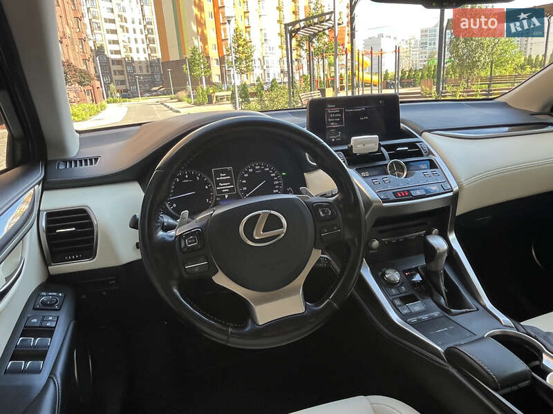 Позашляховик / Кросовер Lexus NX 2018 в Чернігові