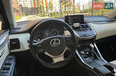Позашляховик / Кросовер Lexus NX 2018 в 
